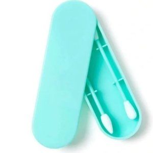 Aria Reusable Makeup Swabs